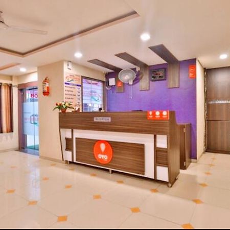 Hālol Hotel Nilkanth Inn מראה חיצוני תמונה