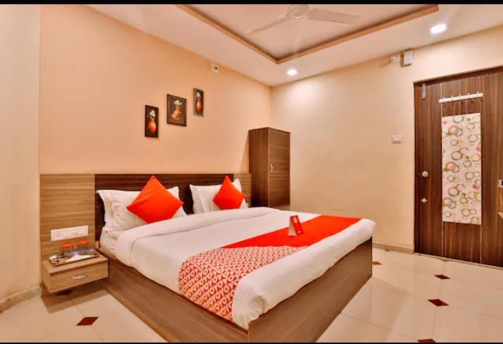 Hālol Hotel Nilkanth Inn מראה חיצוני תמונה
