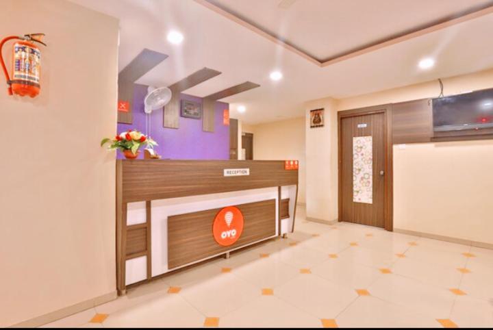 Hālol Hotel Nilkanth Inn מראה חיצוני תמונה